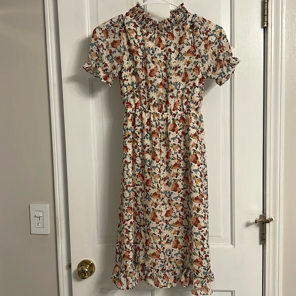 Hayden girls dress, size large